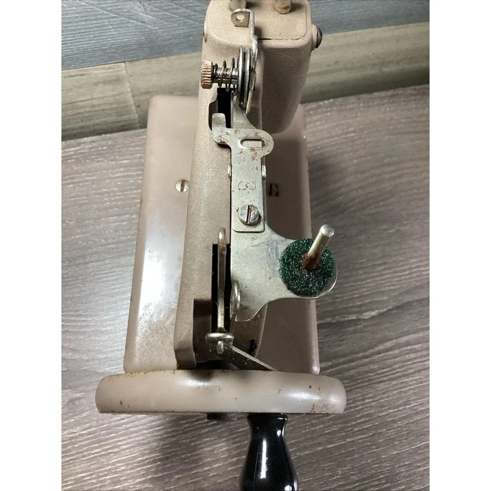Singer preowned vintage